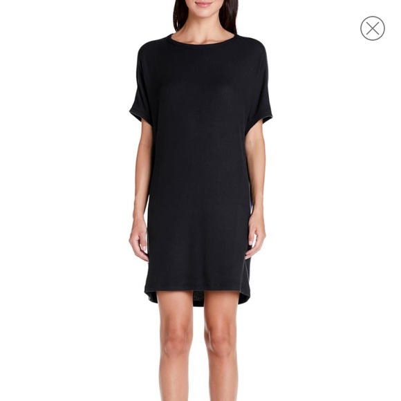 Michael Stars Dresses & Skirts - Michael Stars Josie T-Shirt Dress 🖤
